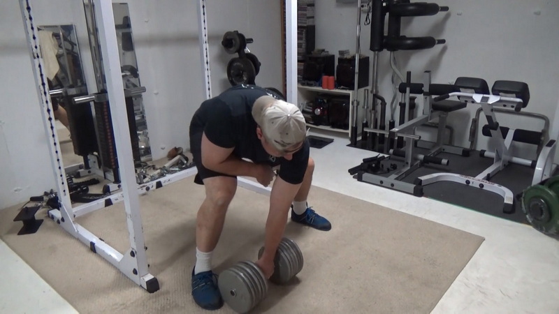 Cross-Body Dumbbell Rows For Upper Back Start