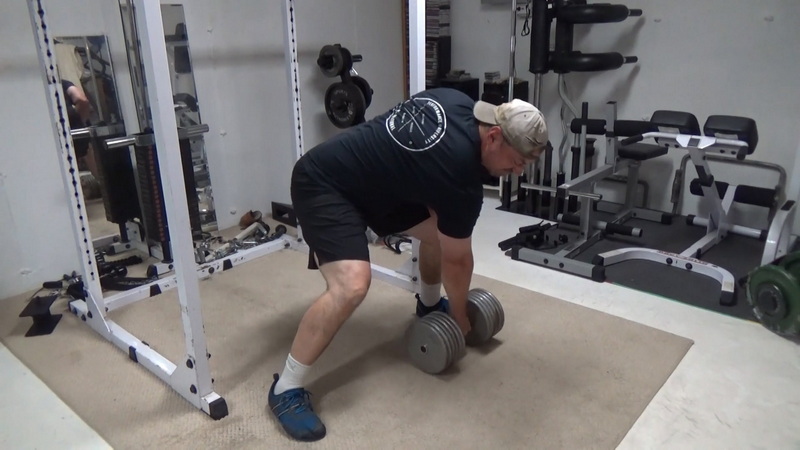 Cross-Body Dumbbell Rows For Upper Back Start Right