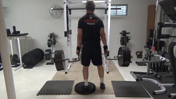 Calf Deadlifts...A Compound Exercise for Building Calves Top