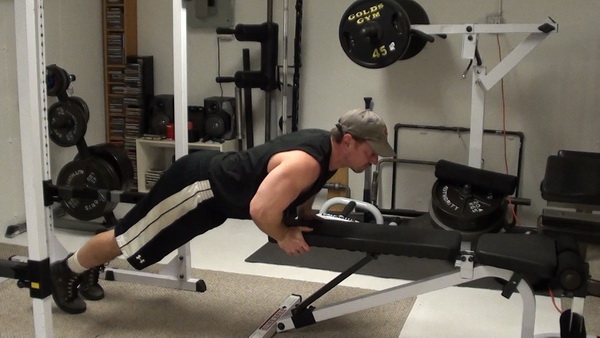 Carve Definition Into Your Chest With Push-In Bench Push-Ups Middle