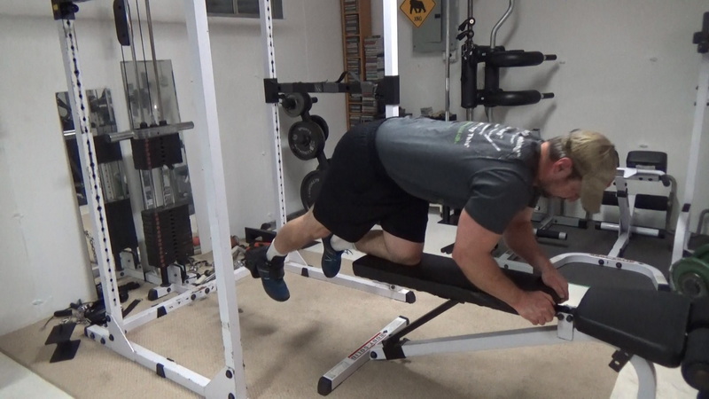 Low Pulley Kneeling Glute Lunges For Building Glutes Without The Thighs Middle