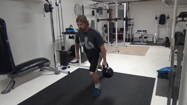 Pass-Under Walking Lunges