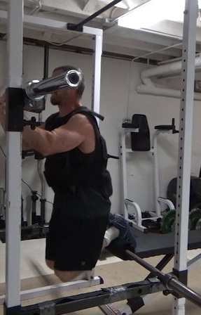 Vertical Sissy Squats For Stretch-Focused Quadricep Training