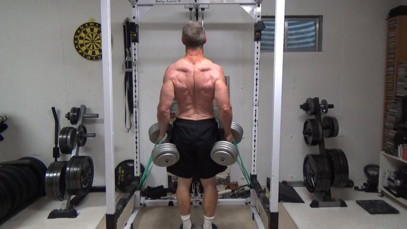Band-Dumbbell Shrugs for Bigger Middle Traps
