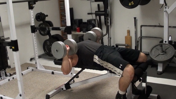 Mass Up Your Chest With This Continuous Time-Under-Tension In-Set Superset