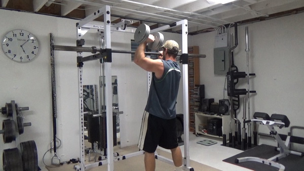 Dumbbell Shoulder Press Middle