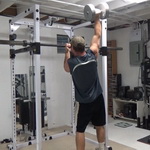 Contralateral Antagonistic Dumbbell Shoulder Press