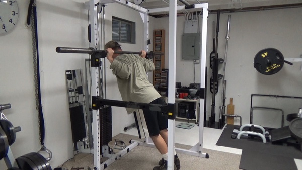 A Fast and Easy Shoulder Mobility Drill For Better Squat Positioning